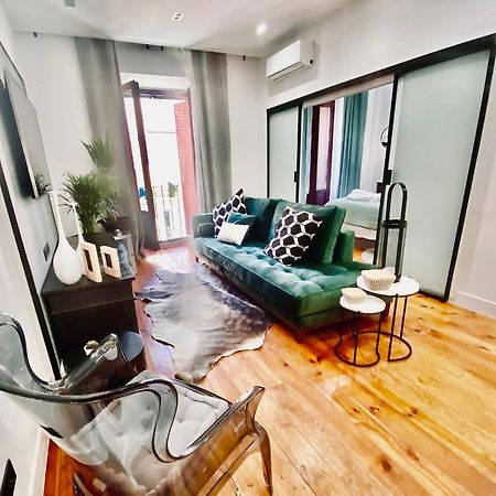 Apartamento De Diseno En Malasana Junto A Gran Via Madrid Bagian luar foto